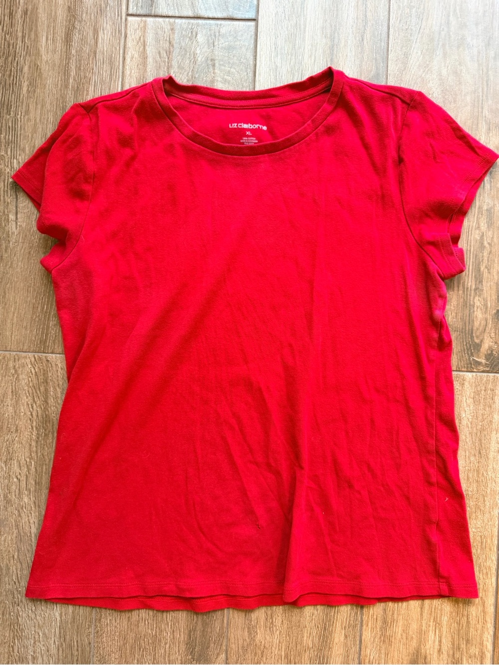 Liz Claiborne Bright Red Short Sleeve Crew Tee